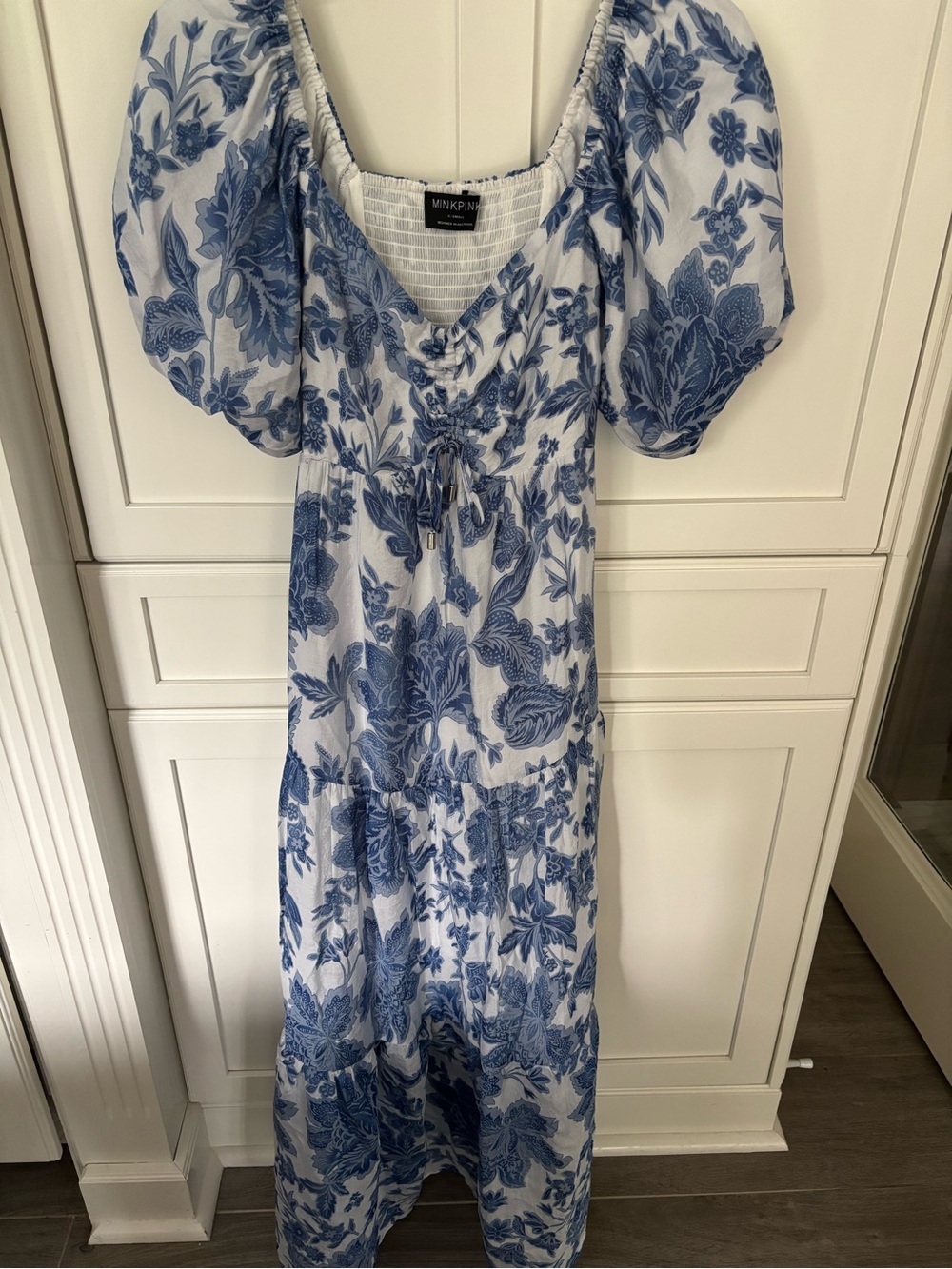 MINKPINK White and Blue Floral Puff-Sleeve Maxi Dress